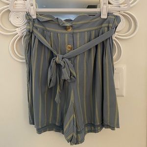 🧚‍♀️ High Waisted Striped Shorts 🧚‍♀️